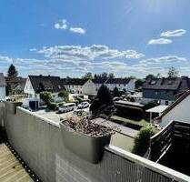 LICHTDURCHFLUTETE 4-Zimmerwohnung in Altdorf - mit Parkplatz, Tageslichtbad & Sonnenbalkon!