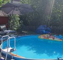 Exklusives Haus Pool, Wintergarten, Loungebereich wunderschönem Grundstück teilbar, SG ausbaufähig. - Schwanstetten Furth