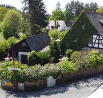 Saniertes, denkmalgeschützes attraktives Bauernhaus mit wunderschönem Grundstück und Garage. - Schwanstetten Furth
