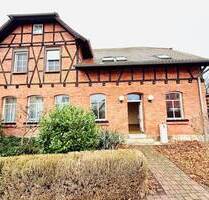 Großzügiges Einfamilienhaus mit Klinker-Fachwerk-Fassade und schönem Innenhof - Am Ettersberg