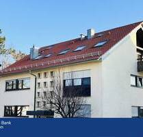 Sofort frei: Helle 4,5 Zimmer-Wohnung mit 2 Balkonen und Stellplatz in Ludwigsburg