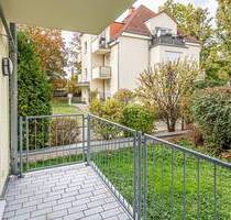2-Raum-ETW mit 2 Balkonen, TG, Wanne, Dusche - freier Selbstbezug oder solide Mieteinnahme! - Dresden