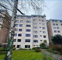 Großzügige 3-Zimmer-Wohnung mit Balkon, Aufzug und Tiefgarage in Konstanz , kurfritig bezugsfrei !