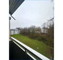 Großzügige 3-Zimmer-Wohnung mit Balkon, Aufzug und Tiefgarage in Konstanz , kurfritig bezugsfrei !