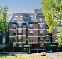 Krefeld-Bockum: Top modernisierte 2-Zimmer-Wohnung mit großem Sonnenbalkon direkt am beliebten Zoo!