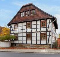 Großzügiges, denkmalgeschütztes Fachwerkhaus mit Nebengebäude und weitläufigem Grundstück - Salzgitter Üfingen