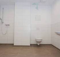 + TOP Angebot + Modern sanierte 1-Raum-Wohnung mit Aufzug und bodentiefer Dusche! - Zwickau Bahnhofsvorstadt