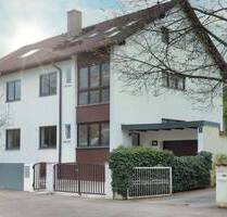 Große, sonnige Familienwohnung mit 4 Zimmern in Großhadern zu vermieten - München