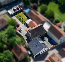 Großes Grundstück, 2 top-sanierte Häuser, eine Chance - perfekt für Familien oder Selbstständige! - Alsheim