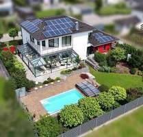 Ein Paradies im Grünen - stilvolles Haus mit Pool und Weitblick - Beste Verbindung von Natur, Ruhe und Stadtnähe - Hengersberg