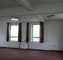 Besichtigung- günstig aber nicht billig-Büro Praxisfläche ca. 65 m² in Auerbach