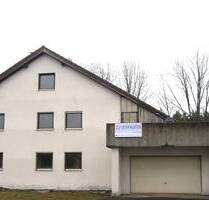 Sanierungsbedürftiges 2-Familien-Haus mit 975 m² Grundstück - Schnaittach