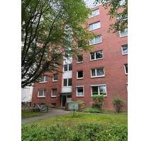 Erdgeschosswohnung mit Terrasse und Stellplatz in ruhiger Lage zu verkaufen - Hamburg Farmsen-Berne