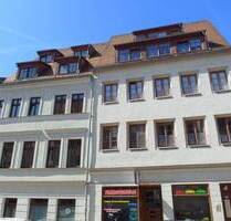 2-Zimmer-Wohnung mit XXL-Balkon, sep. Küche, Laminatboden & Badewanne - Torgau