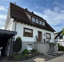 Fachwerkdorf Milchenbach! Einfamilienhaus in hervorragender Lage! - Lennestadt Kirchveischede