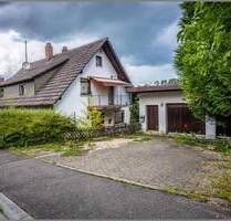 Ihre Sanierungs-Chance: EFH oder ZFH mit großem Grundstück in ruhiger Lage - Lauf