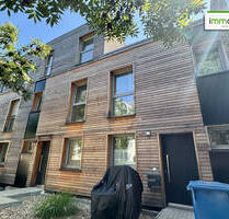 Tolles Reihenmittelhaus über 3 Etagen mit Fußbodenheizung, Terrasse, Balkon, Tageslichtbad, Gäste-WC - Magdeburg Westerhüsen