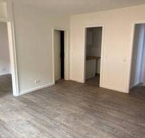 Single Wohnung mit Terrasse - frisch saniert! - Kiel Gaarden - Ost Bezirk 2