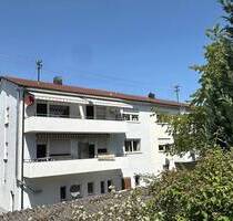 „ Die modernisierte sonnige interessante 3 12 Zimmer mit Einbauküche & Balkon ! „ - Neuhausen auf den Fildern