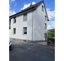 Geräumiges 6-Zimmer Reihenhaus in Duisburg-Süden