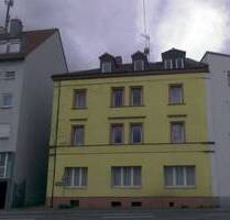 Projektiertes, renovierungsbedürftiges, leerstehendes Bestandsgebäude - Nürnberg Sündersbühl
