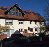 Exklusives Einfamilienhaus mit Whirlpool, Sauna, Walnussbäumen & Caravan-Garage - Neuhausen ob Eck Worndorf