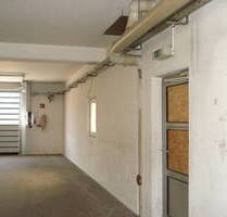 Lagerfläche ca. 250m² (EG) mit Büroflächen (OG) ca. 210m² zur Vermietung - Schorndorf