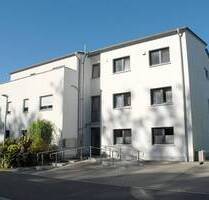 3-Zimmerwohnung inkl. Einbauküche, Photovoltaik mit Speicher, Garage und 2x Stellplatz - Pyrbaum