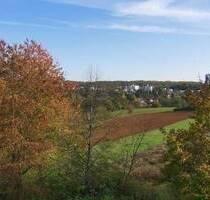 Helle 3-Zimmer-Wohnung an der Eselshöhe mit Einbauküche und Tiefgarage - Schweinfurt
