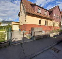 Charmantes Mehrfamilienhaus in toller Lage von Frickenhausen zu verkaufen