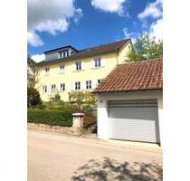 ?? Charmante DHH in bester Stadtlage von Rottweil mit Garten, Garage und guter Ausstattung