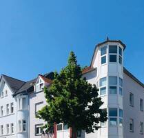 Lichtdurchflutete Dachwohnung mit Loggia in zentraler Lage von Pachten - Dillingen / Pachten