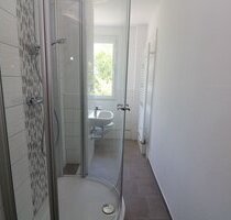 Auch ohne Badekappe Duschspaß garantiert...neu sanierte 2-RW mit Dusche u. Balkon!!! - Freiberg