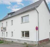 EFH mit überdachtem Innenhof und Scheune Werkstatt - Flörsheim am Main Wicker