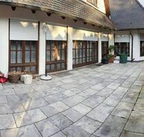 Exklusives Haus in Bestlage mit drei Garagen und schönem Garten - Nürnberg Zerzabelshof