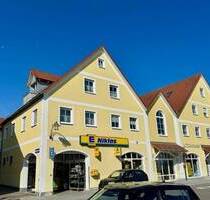 Gemütliche Maisonette-Wohnung mit Balkon - Bestlage direkt am Marktplatz! - Stamsried