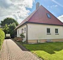 Großes, Saniertes Einfamilienhaus mit Garage in Butjadingen-Stollhamm - Butjadingen / Stollhamm