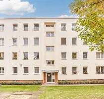 3,5-Zimmer-Hochparterre-Wohnung unweit der Rudower Altstadt - Berlin