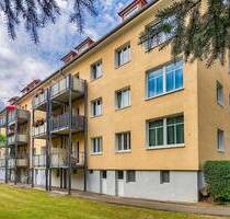 Vermietete 2-Zimmer-EG-Wohnung mit Balkon, Parkett & Tageslichtbad - mit Blick ins Grüne. - Dresden Seidnitz (Altseidnitz)