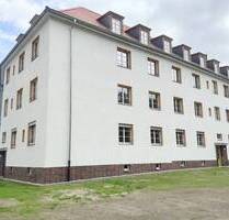 Singletraum im Dach! + Erstbezug + Parkett + Fußbodenheizung + Loggia + Wanne & Dusche + LED-Licht - Leipzig Anger-Crottendorf