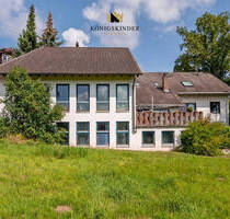 Wohnen, Arbeiten, Investieren - Wohn- & Geschäftsanwesen mit Entwicklungspotenzial in Halbhöhenlage - Schömberg Schwarzenberg