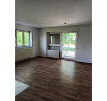 Ruhiges Wohnen in Großpösna! 3-Raum-Wohnung sucht neue Mieter! - Großpösna-Seifertshain