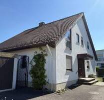 PROVISIONSFREI: Charaktervolles Haus auf großem Grund in familienfreundlicher Lage (Erbbaurecht) - Neu-Ulm Ludwigsfeld