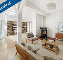 *PROVISIONSFREI! Einzigartige Dachwohnung mit Terrasse und Aufzugsmöglichkeit!* - Berlin Steglitz