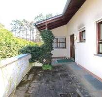 Reihenmittelhaus mit Bungalow-Charakter und Privatsphäre - familienfreundlich & gut angebunden ! - Nürnberg Langwasser - Nordost