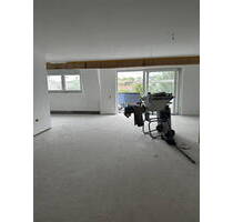 4 Zimmer-Wohnung mit Balkon, Barrierefrei, Aufzug, sowie mit günstigen Sonnen-Energie (A+) - Essen Kray