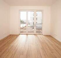 + Wohnen am Pelzmühlenteich + Barrierefreie 2-Raum-Whg. mit Einbauküche, Wärmepumpe & Photovoltaik - Chemnitz Rabenstein