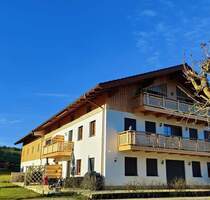 Schöne 3 Zi- EG-Wohnung mit Terrasse u. Garten, nähe Söllhuben - Riedering Farnach
