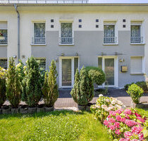 Reihenmittelhaus mit Platz für die Familie. Kleiner Garten und Garage in Bonn-Buschdorf! - Bonn / Tannenbusch