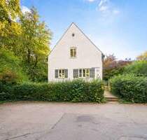 Regensburg Grüne Mitte - Tradition trifft Zukunft: EFH mit Herz & Potential auf Traumgrundstück